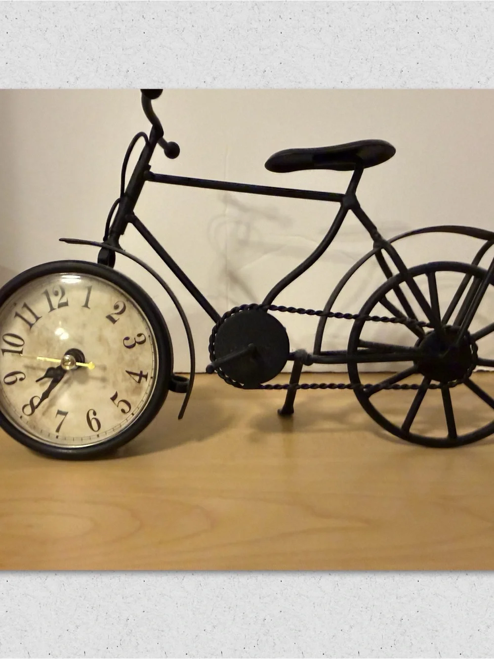 Vintage-Style Black Bicycle Clock Wall Decor